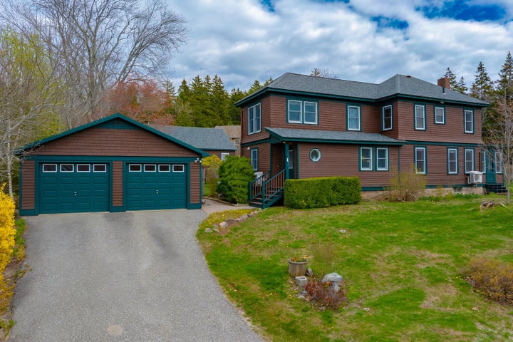 Front of House and 2 Car Garage